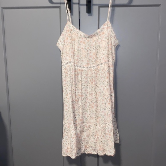 Pink Rose Dresses & Skirts - Floral mini dress